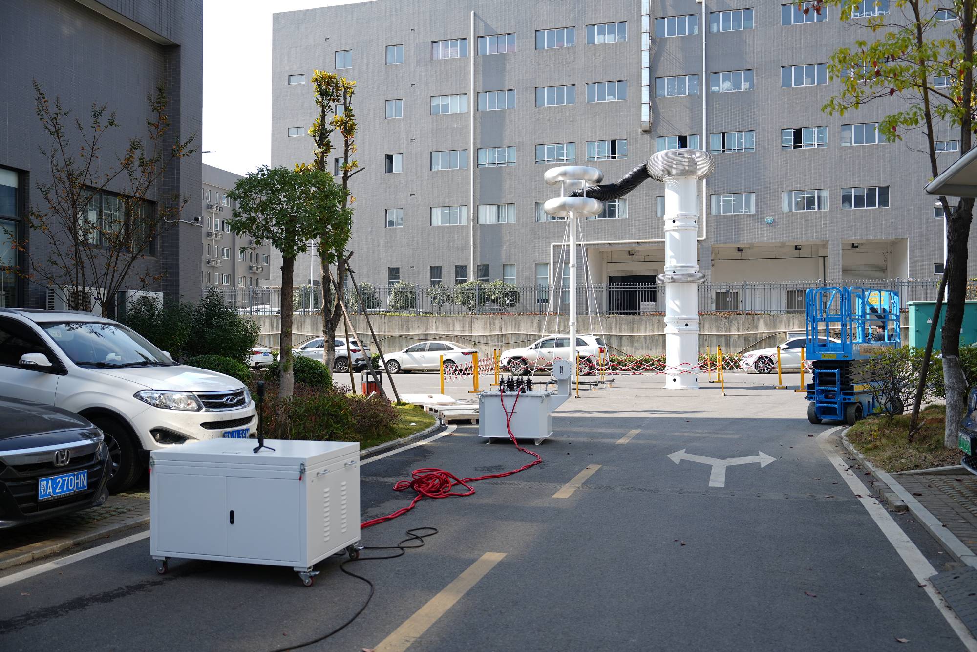 Variable Frequency Series Resonant Test System 2 Variable Frequency Series Resonant Test System 2