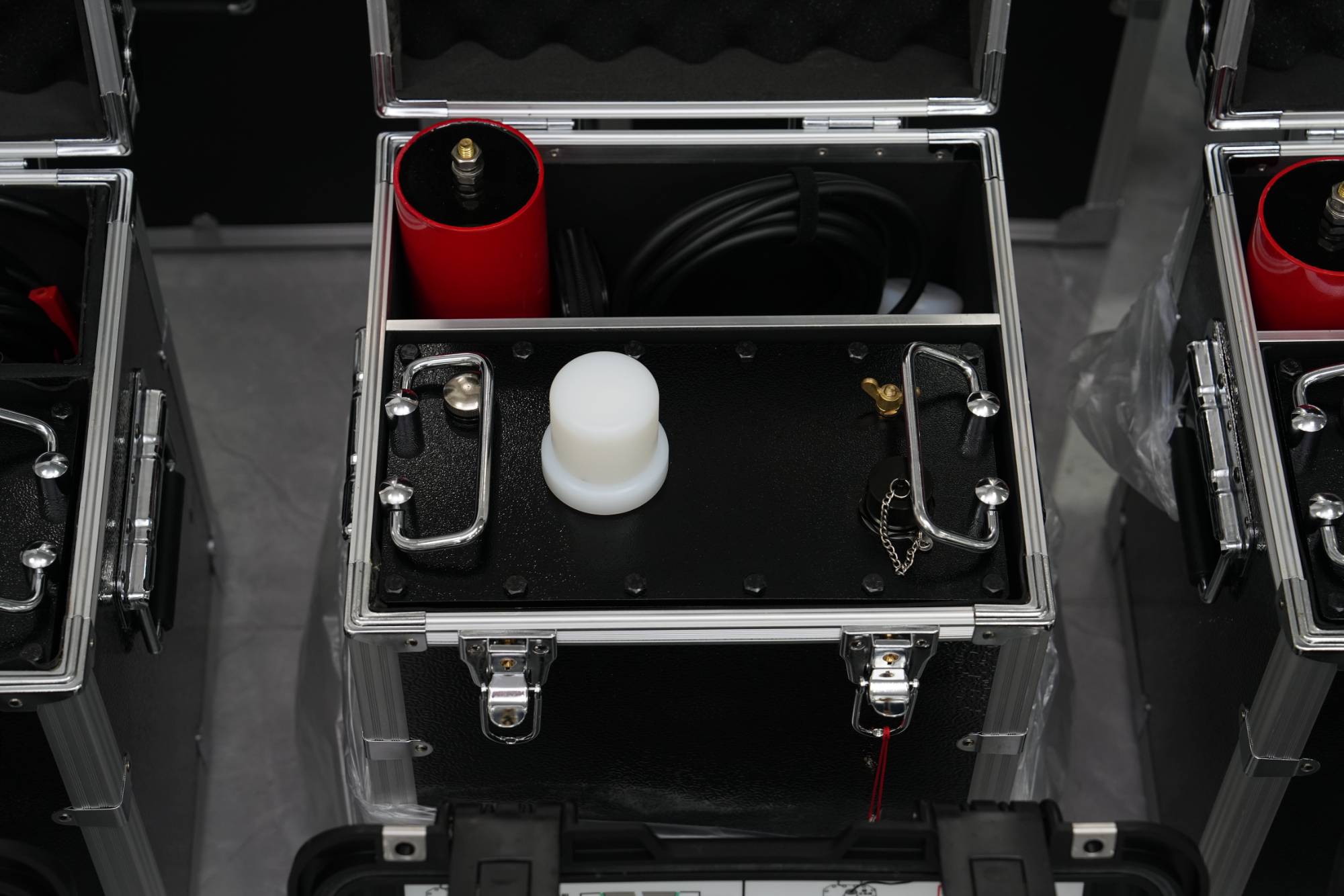 VLF Hipot Tester 4 VLF Hipot Tester 4